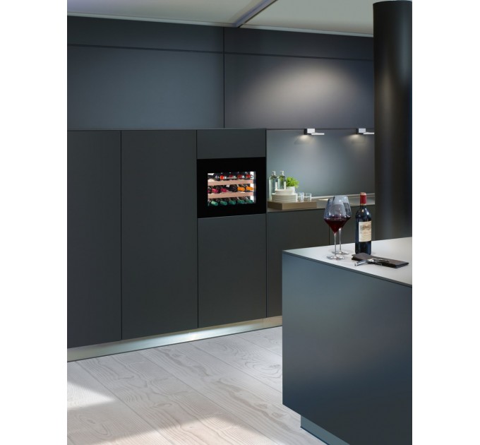 Вбудована винна шафа Liebherr WKEgb 582