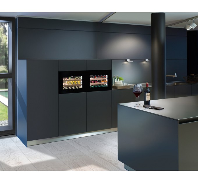 Вбудована винна шафа Liebherr WKEgb 582