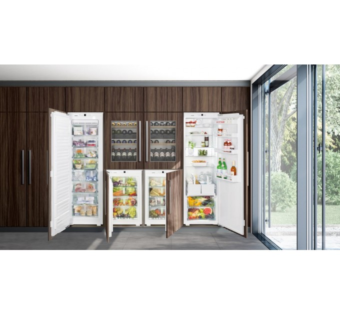 Вбудована винна шафа Liebherr EWTdf 1653