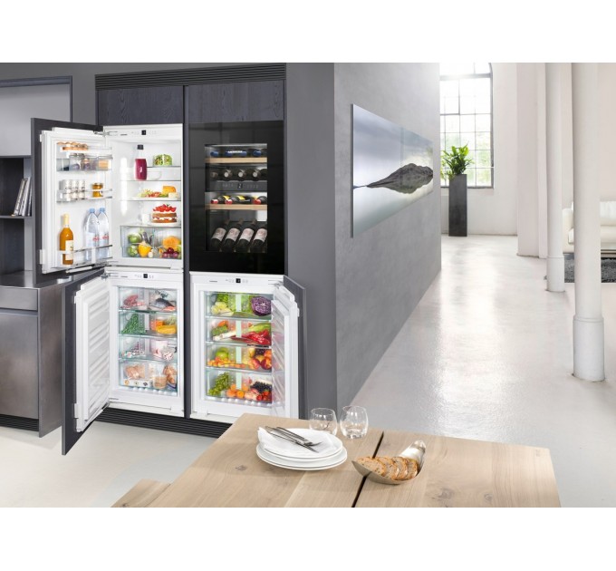 Вбудована винна шафа Liebherr EWTgb 1683