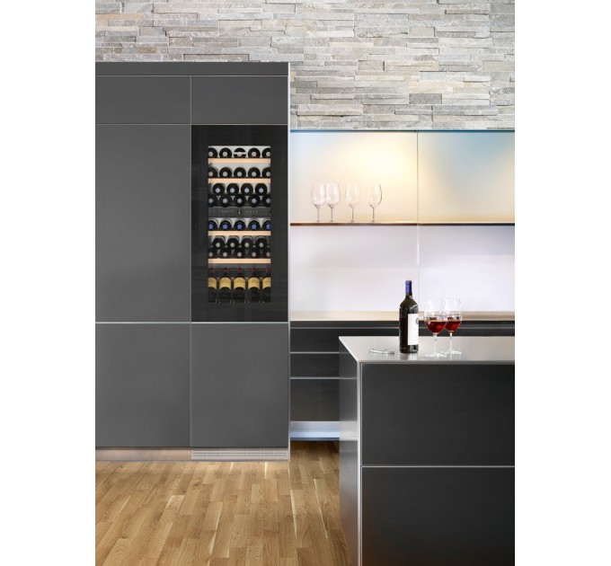 Вбудована винна шафа Liebherr EWTgb 2383