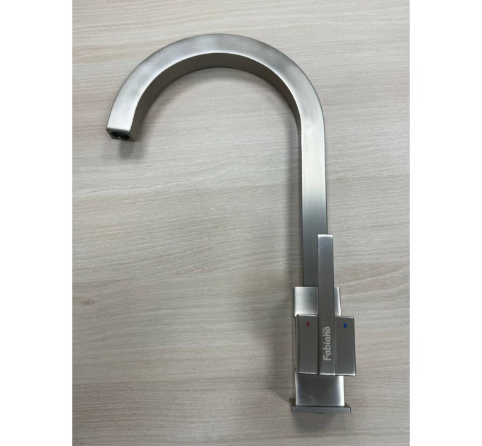 Смеситель кухонный Fabiano FKM 71 Inox