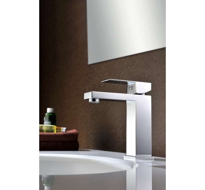 Змішувач для раковини Blue Water TORONTO TOR-BUN.010C ХРОМ