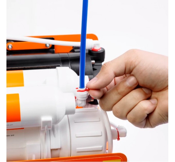 Фільтр зворотного осмосу Ecosoft Absolute з мінералізатором з помпою на станині