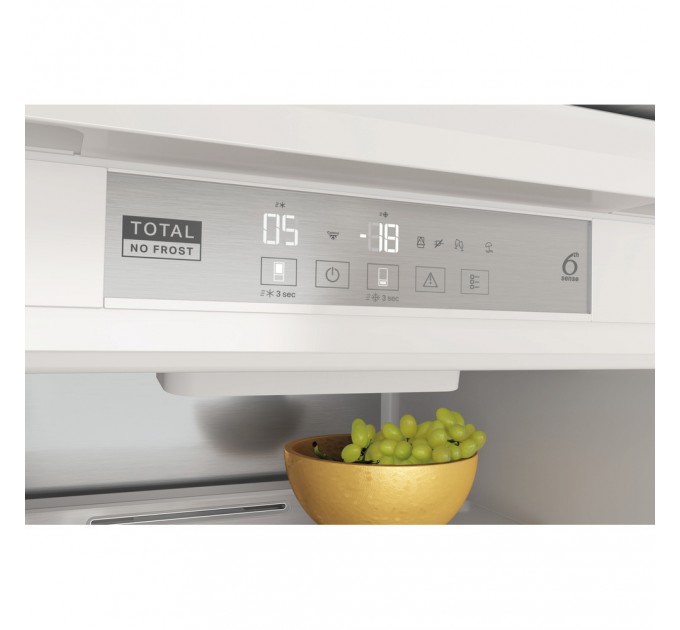 Вбудований холодильник Whirlpool WHC20 T593P