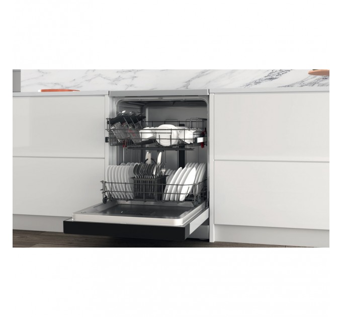 Посудомийна машина Whirlpool WFE2B19X