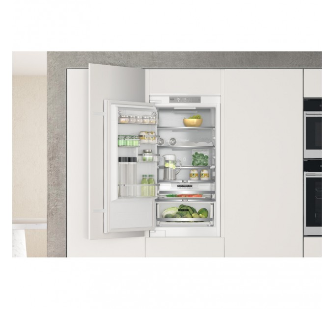 Вбудований холодильник Whirlpool WHC18 T573