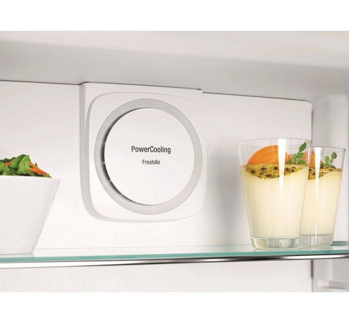 Двокамерний холодильник Liebherr CBNef 5735