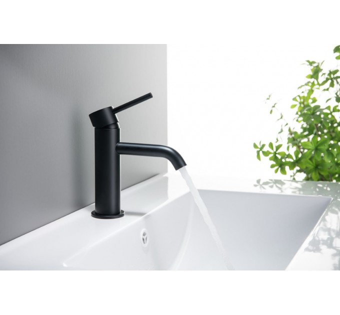 Змішувач для раковини Blue Water BOSTON BOS-BUN.010 Чорний матовий
